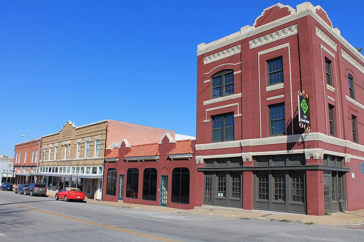 Main Street District, TX - File:South Main Street Historic District-Fort Worth.JPG - Wikimedia Commons